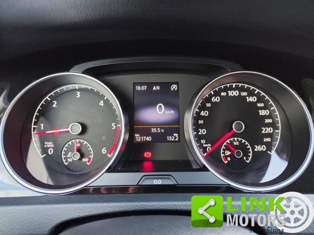 VOLKSWAGEN Golf 1.6 TDI 110 CV 5p.Highline BlueM. Tech GAR.INCL