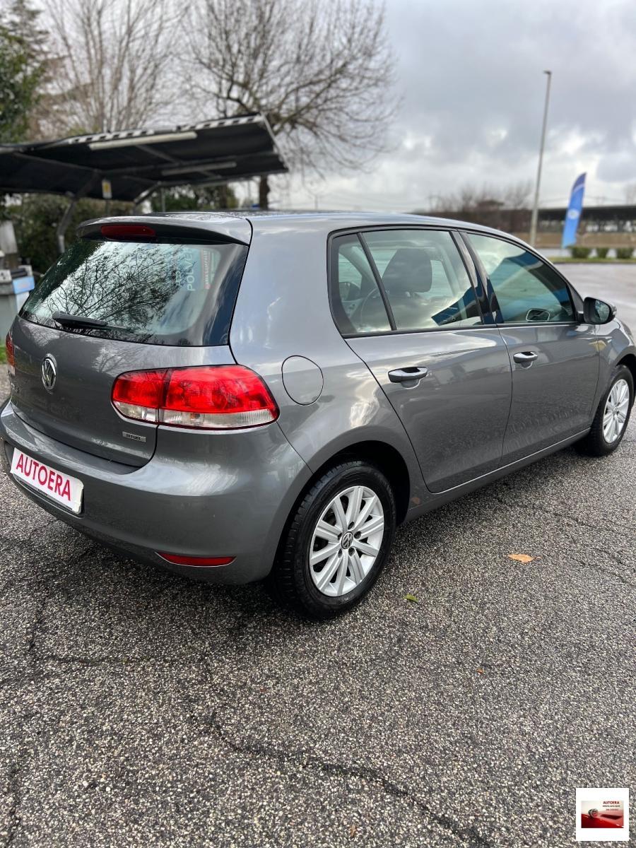 VOLKSWAGEN - Golf - 1.6 5p. Highline BiFuel