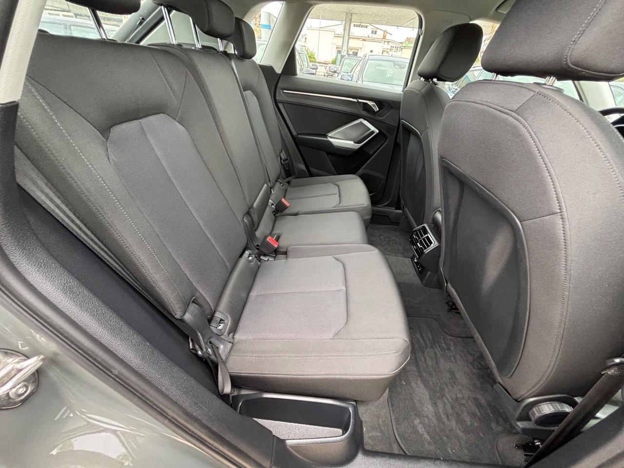 AUDI Q3 35 150CV S-TRONIC EDITION FULL OPT NUOVISSIMA