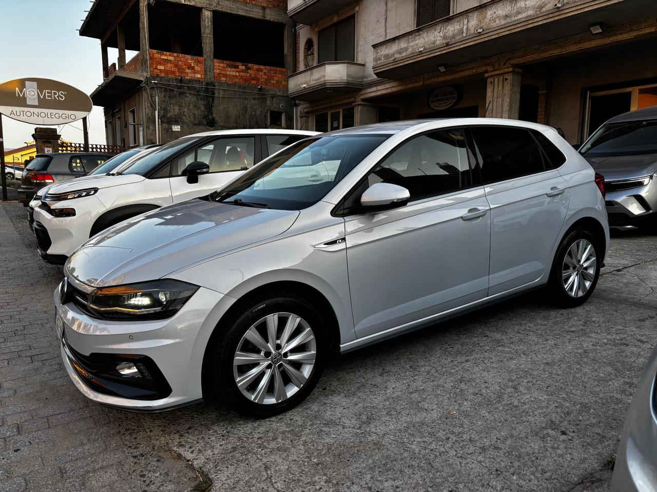 Polo 1.6 TDI 95 CV DSG 5p. R-LINE