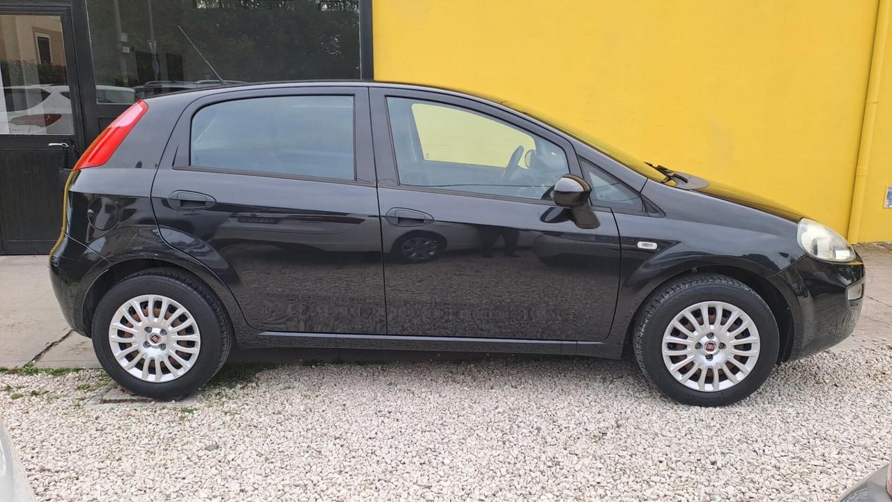 Fiat Punto 1.2 8V 2015 5 porte Street OK NEOPATENTATI