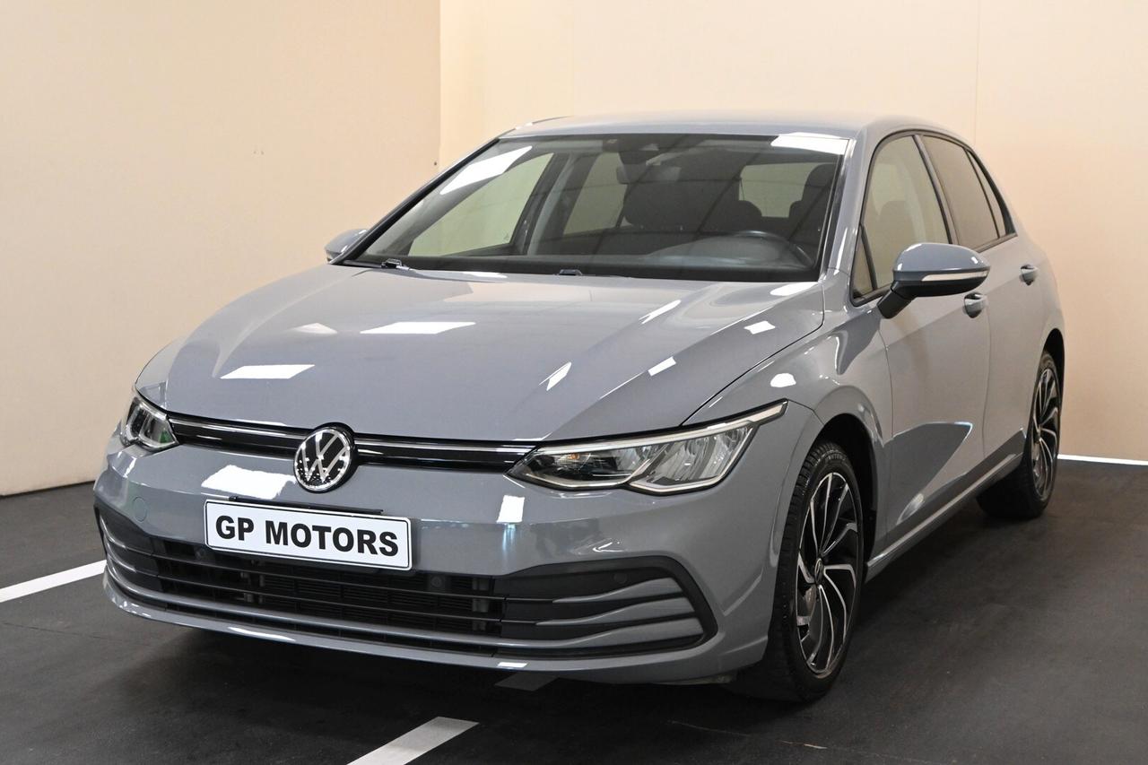 VOLKSWAGEN Golf 8ª serie Golf 1.0 eTSI EVO DSG...