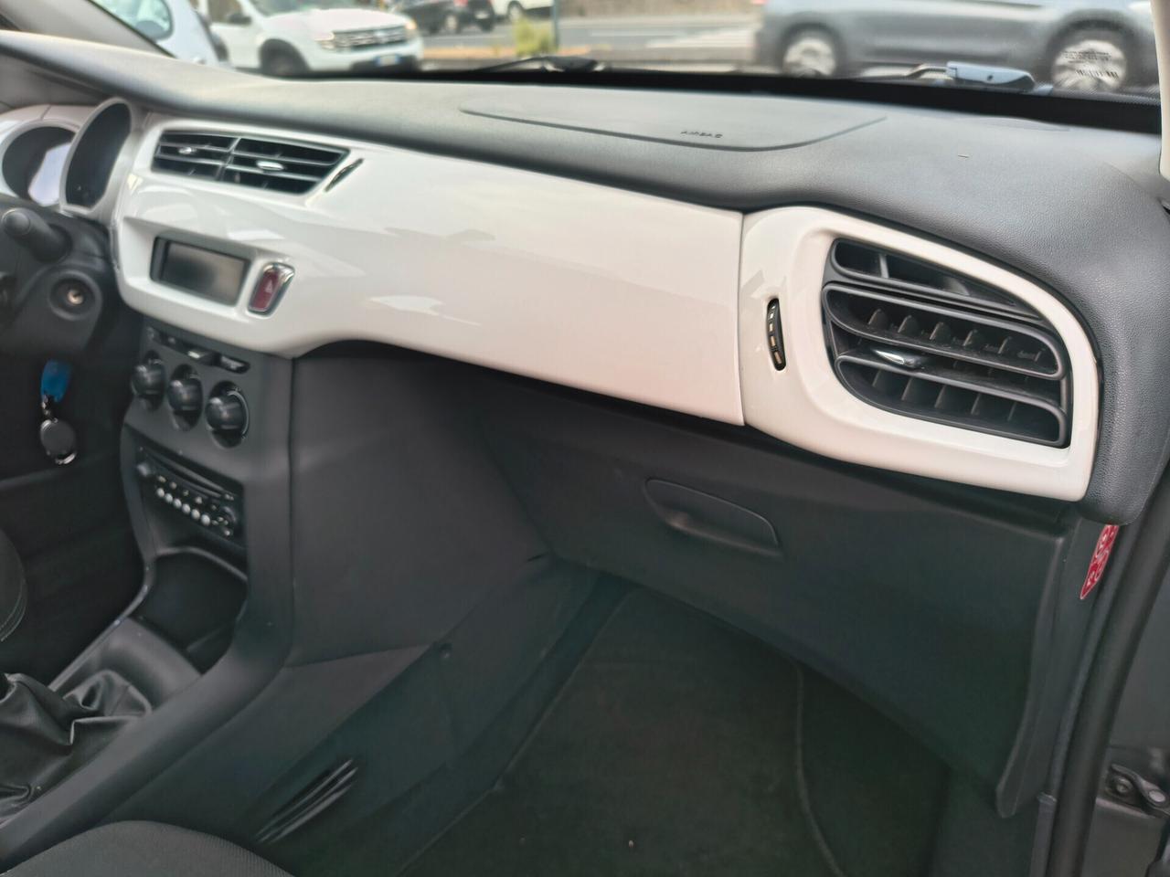 CITROEN C3 1.2 BENZINA SOLO 87.000 KM ANNO 2015