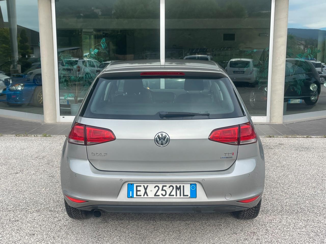 Volkswagen Golf 7 1.6 TDI 5p. Highline "SOLI 84.000 KM"
