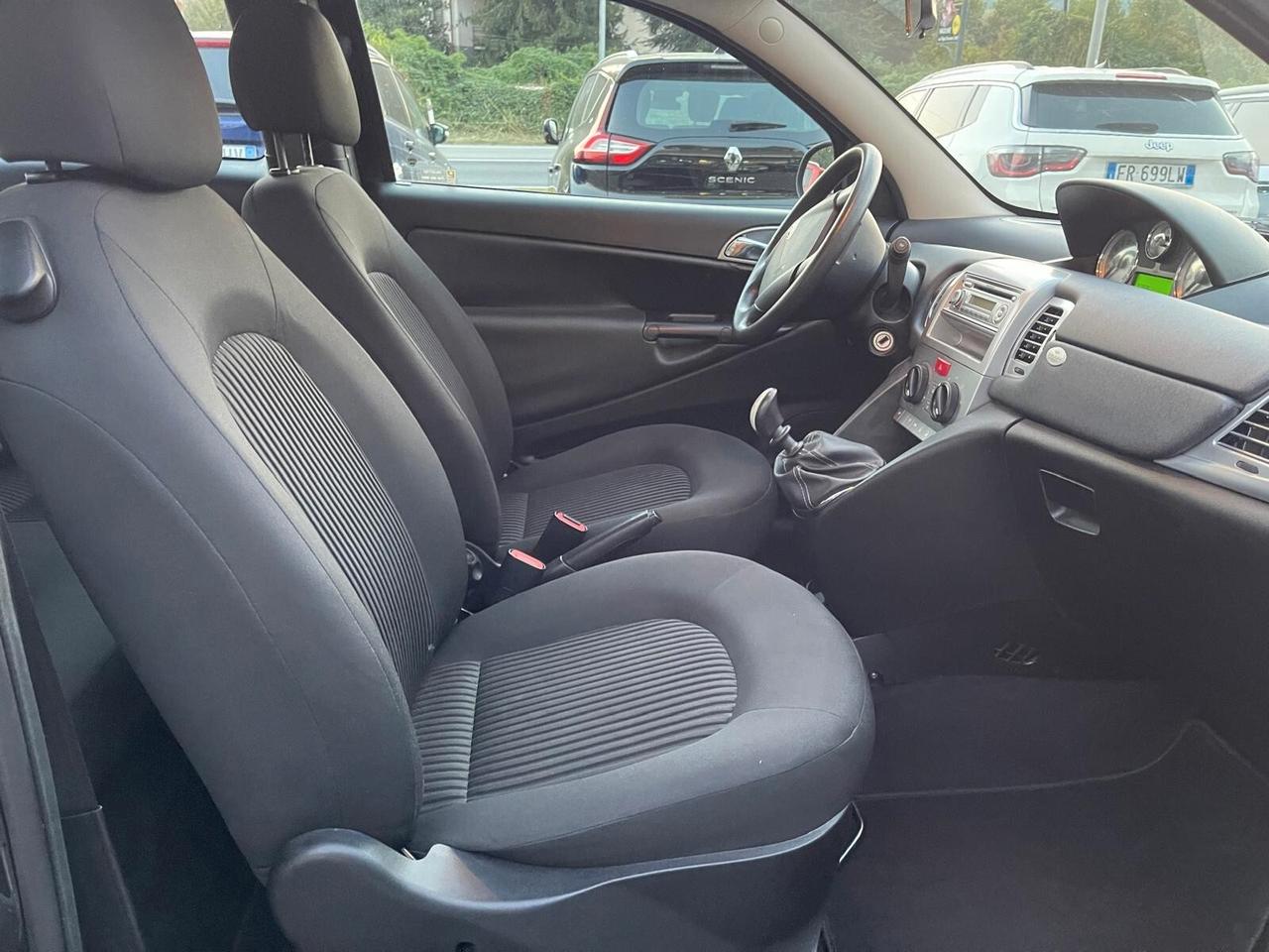 Lancia Ypsilon 1.2 69 CV Platino