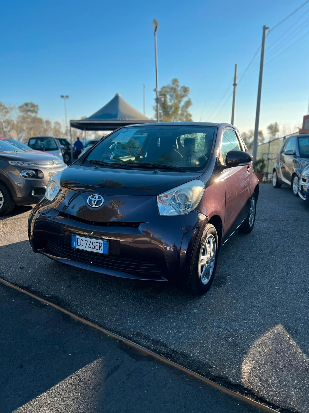 Toyota iQ 1.0 High