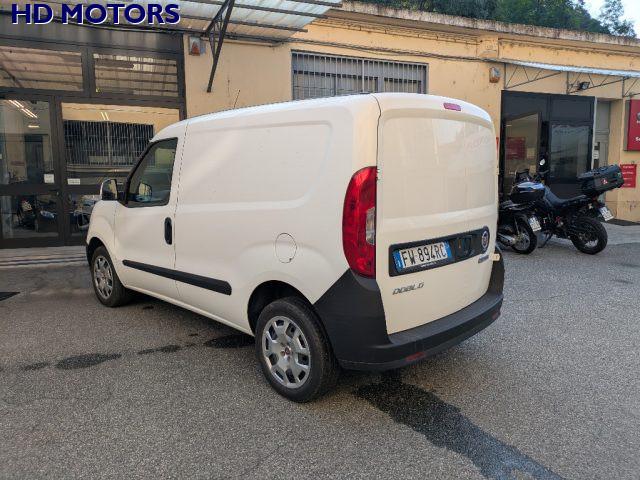 FIAT DOBLO 1.4 T-Jet Cargo SX 3 Posti km 24800!!
