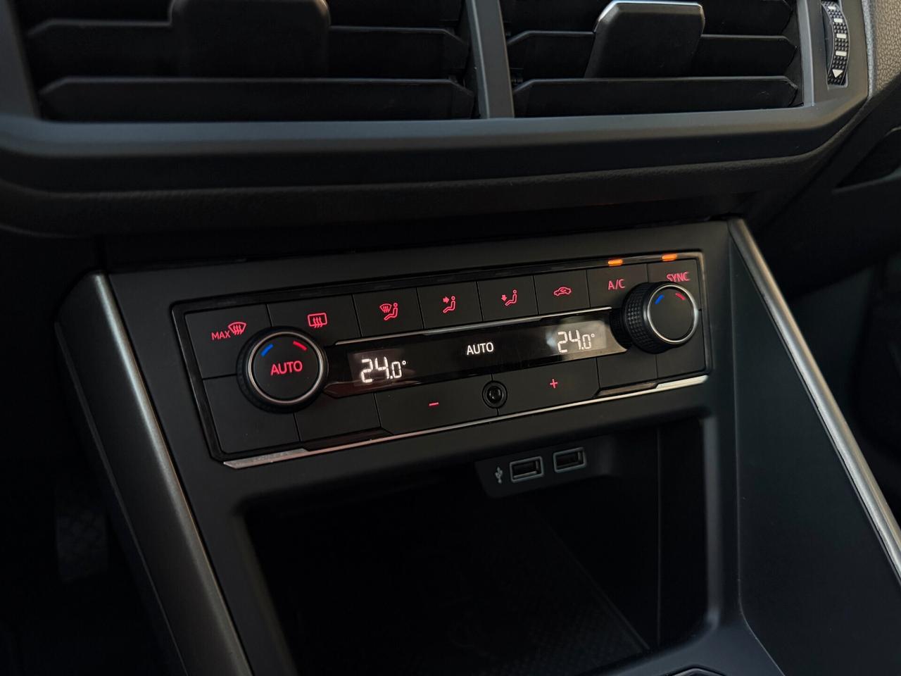 Volkswagen Polo/1.0 75 CV/LED/5 POSTI/CAR PLAY