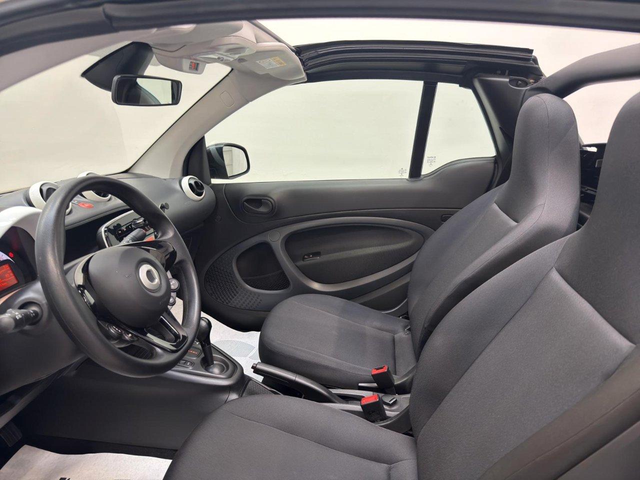 Smart fortwo cabrio electric drive*FORMULA S*