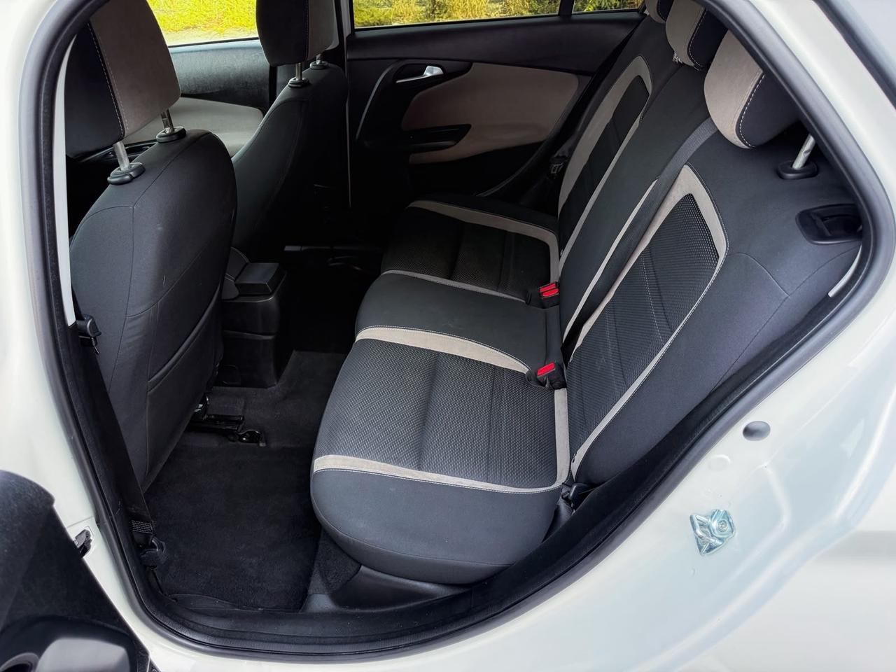 Fiat Tipo 1.6 Mjt S&S SW Lounge