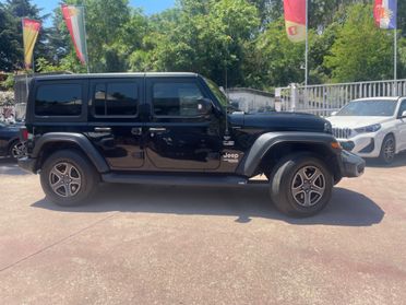 Jeep Wrangler Unlimited 2.0 Turbo Sport