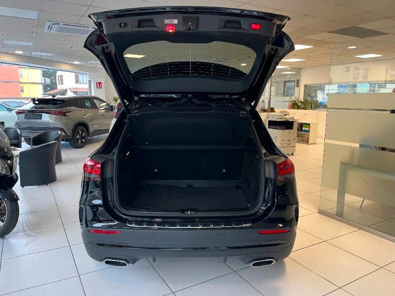 MERCEDES GLA (H247) GLA 200 Automatic ...