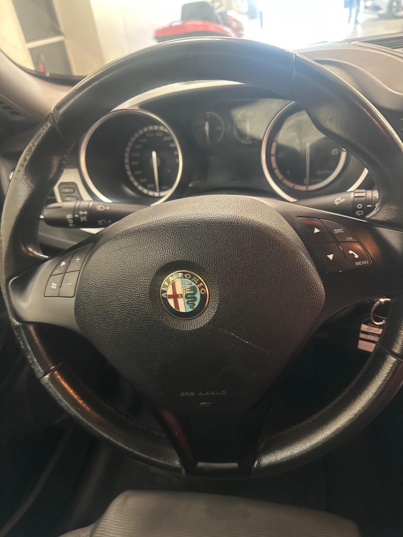Alfa Romeo Giulietta 1.6 JTDm-2 105 CV Distinctive