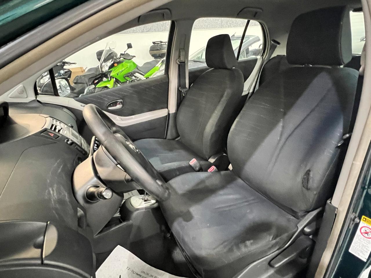 Toyota Yaris 1.4 D 90 CV - SOL - 2006