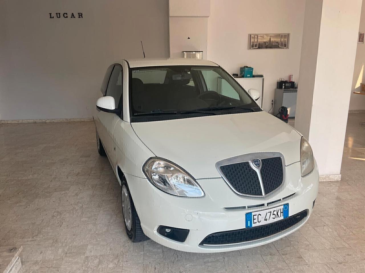 LANCIA YPSILON 1.2 60 CV "DA NEOPATENTATI"