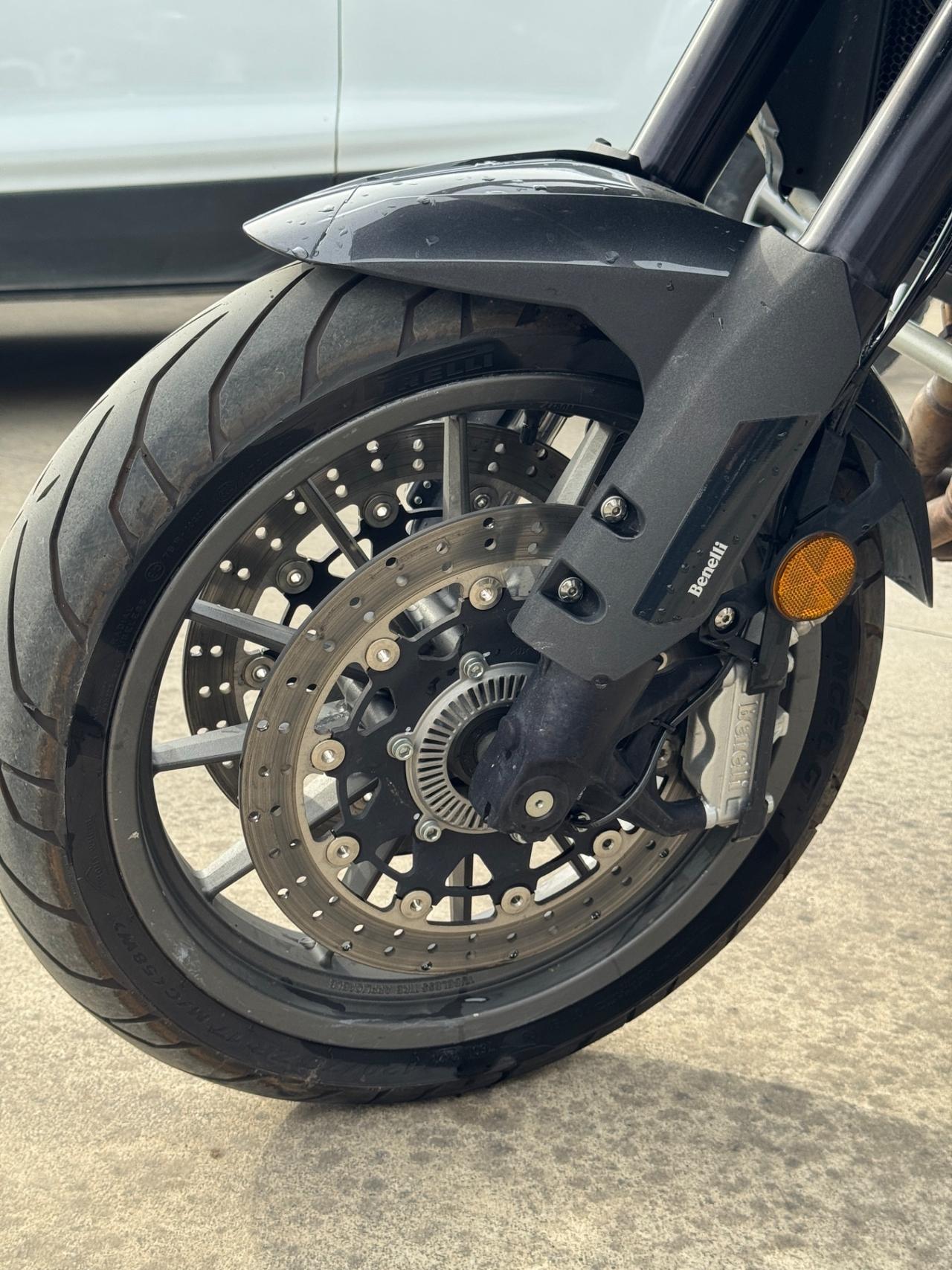 Benelli TRK 502