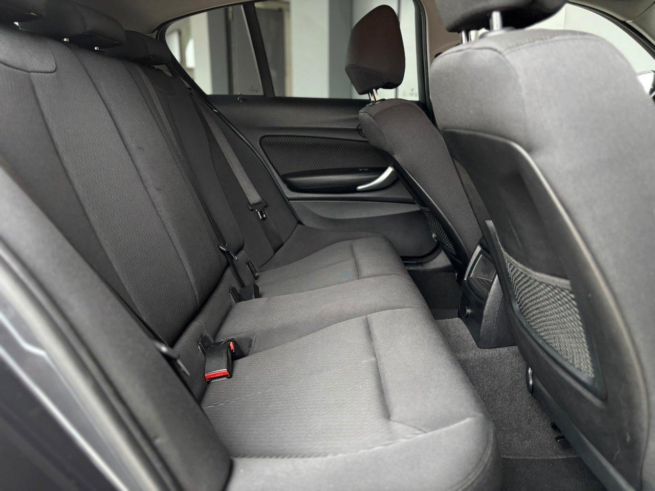 BMW 118 d Business 5p