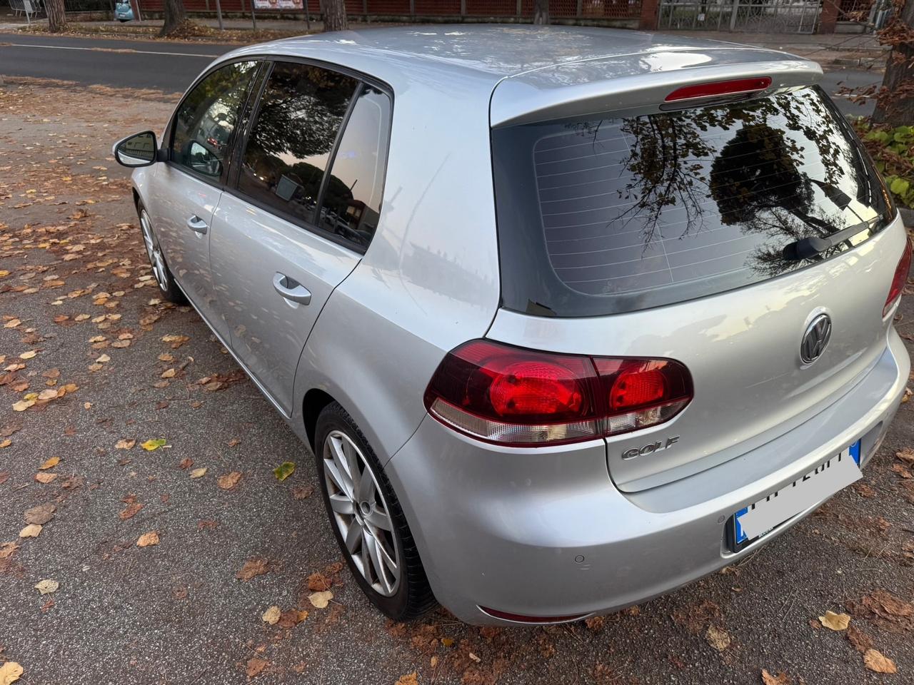 VW Golf 1.6 TDI 5p. Highline neopaten garanzia 12 mesi