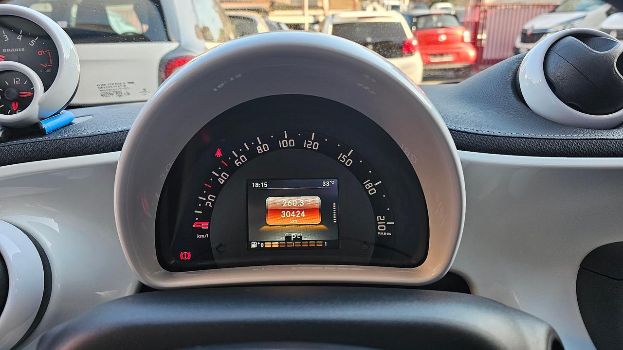 Smart ForFour BRABUS XCLUSIVE CABRIO 109cv UNIPRO' FULL WHITE FULL OPT
