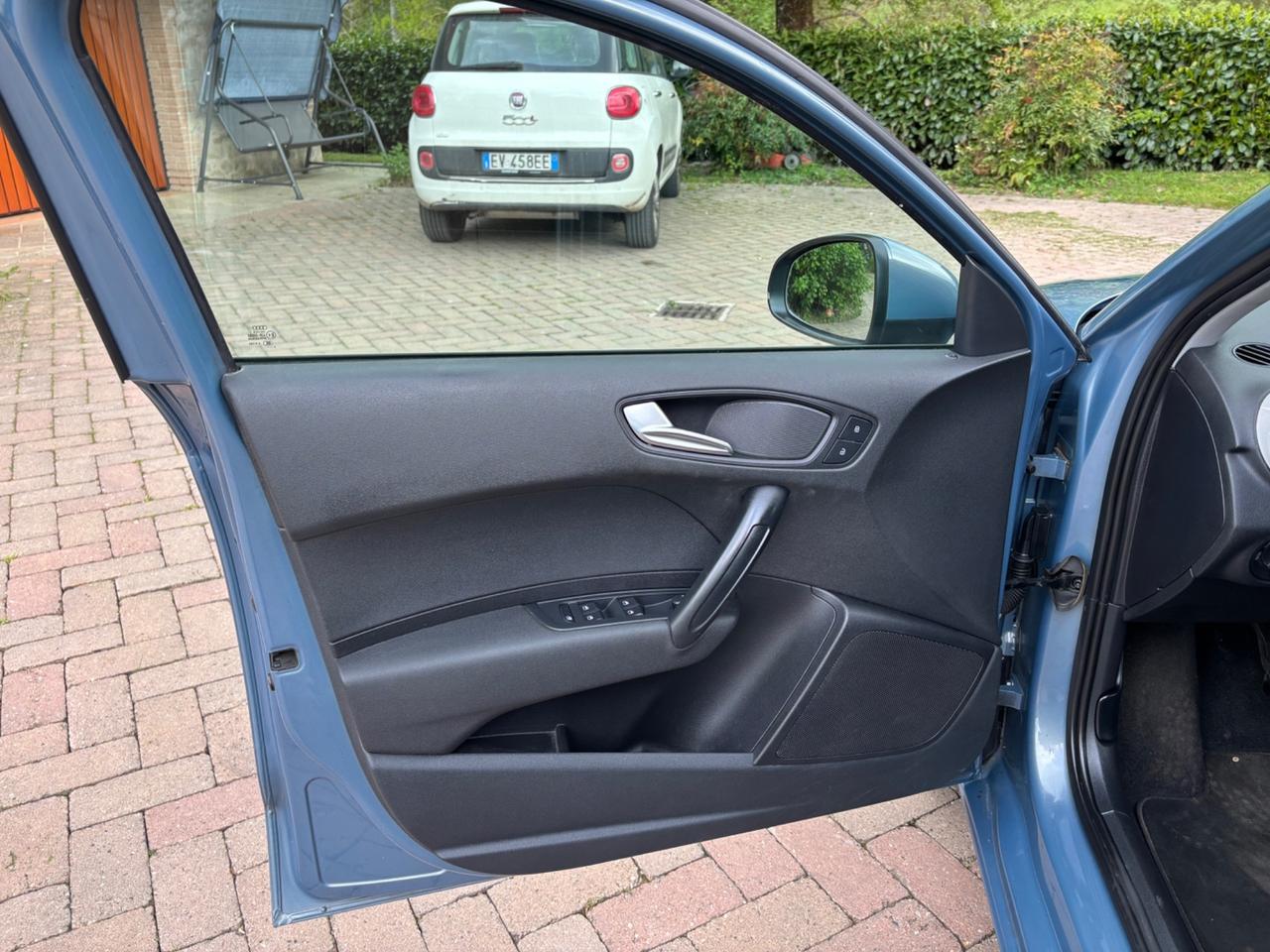 Audi A1 s SPB 1.6 TDI 90 CV 5Porte OK NEOPATENTATI