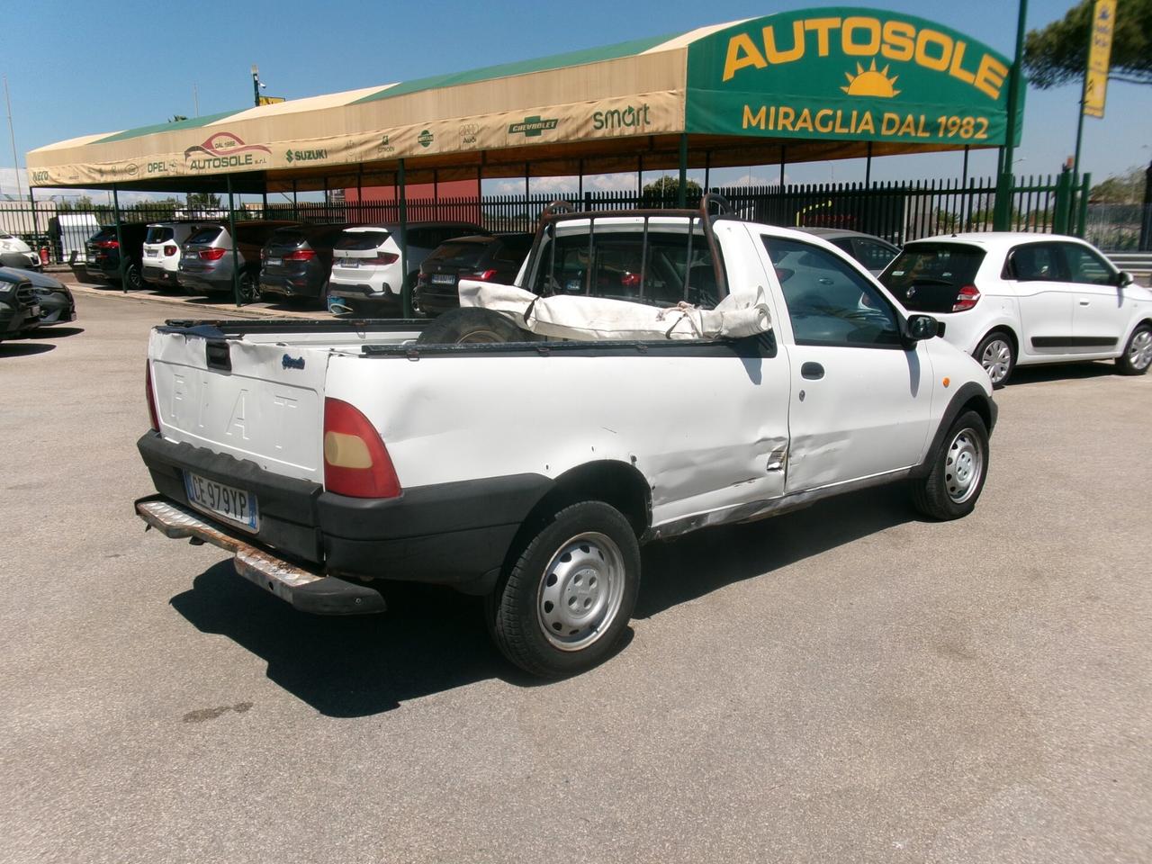 Fiat Strada 1.9 DIESEL PICK-UP 110000 KM CARROZZERIA COME DA FOTO