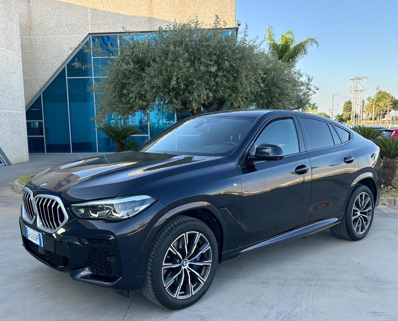BMW X6 xdrive40d Msport possibilità noleggio noscoring