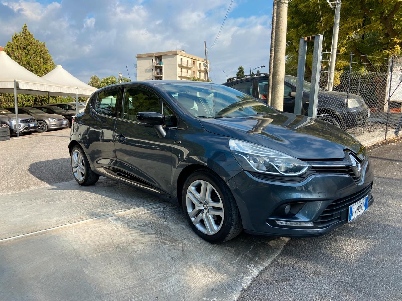 Renault Clio dCi 8V 75 CV
