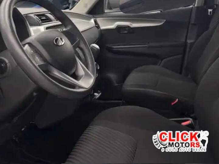 Mahindra KUV100 Mahindra KUV100 GPL