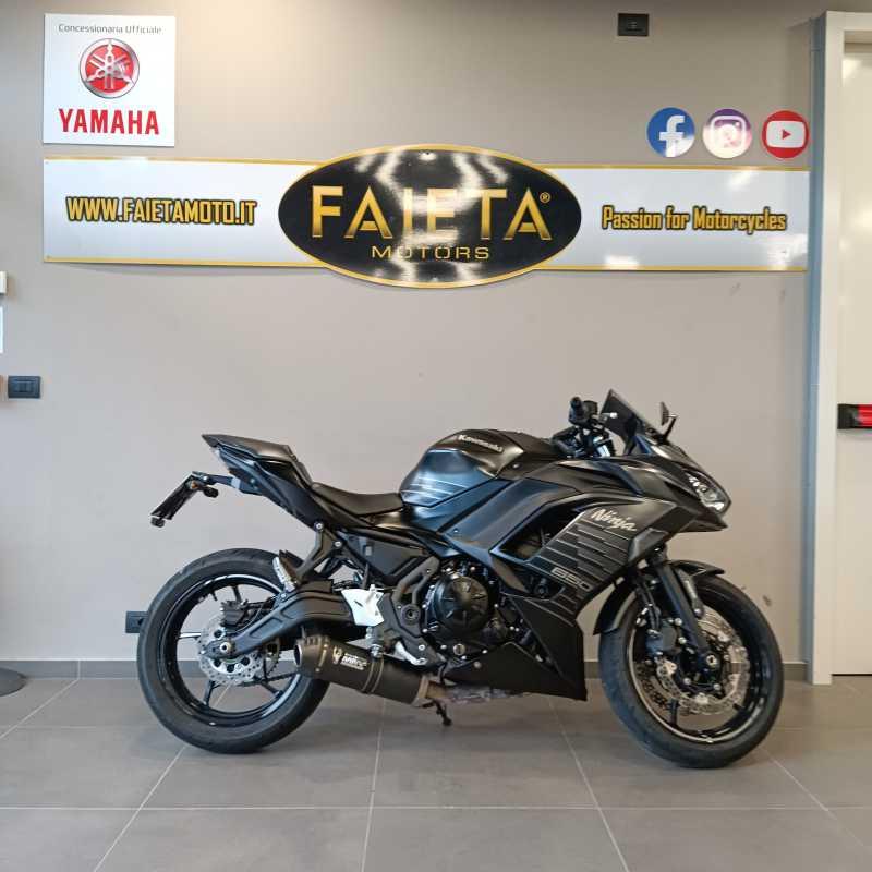 Kawasaki Ninja 650 - 2025