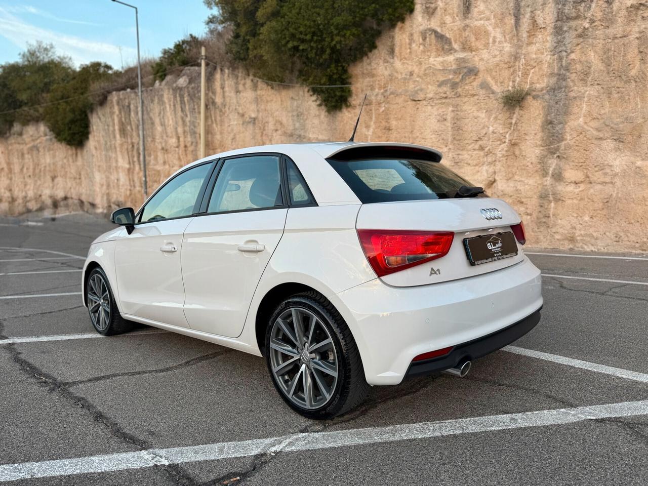 Audi A1 SPB ADMIRED/1.4 TDI 90CV/NAVI/NEOPATENTATI