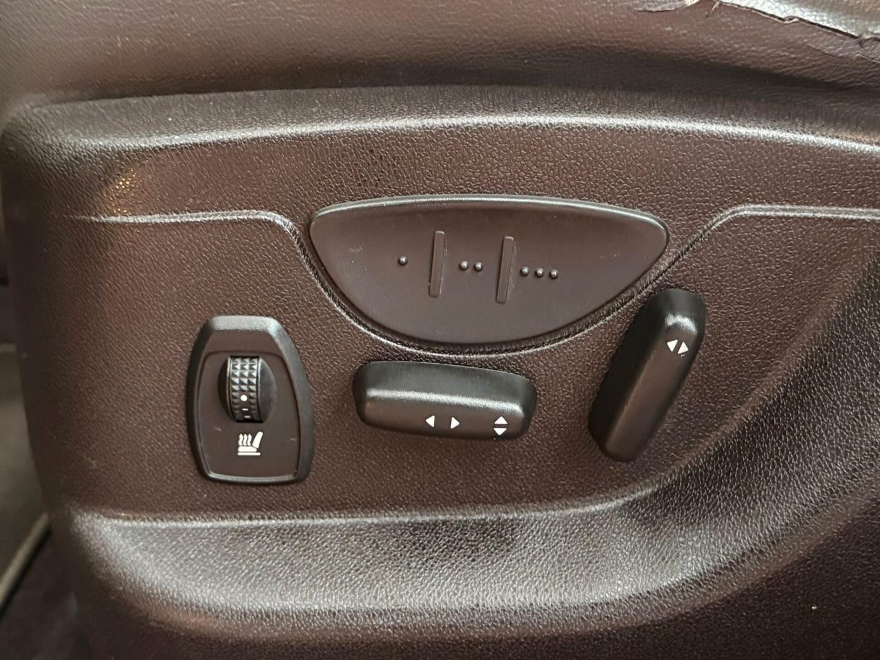 Renault Scenic X-Mod 1.5 dCi 110CVDynamique