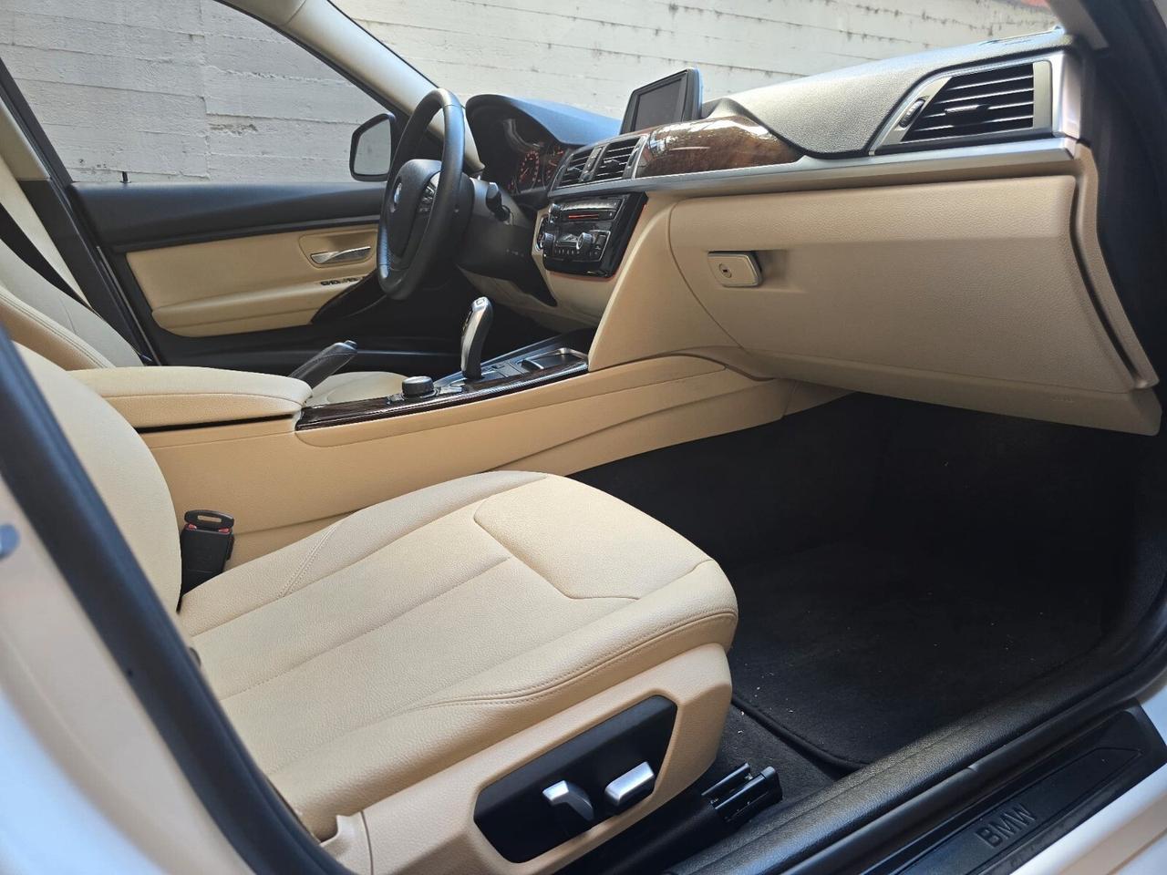 Bmw 320 320i Business Advantage - Automatica TETTO Pari al nuovo !!!!