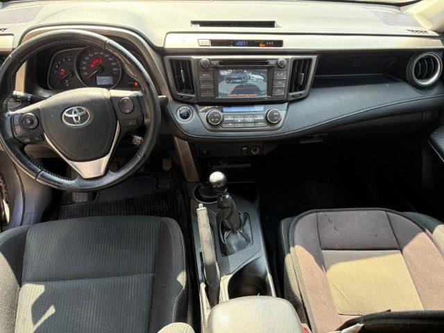 TOYOTA RAV 4 RAV4 2.0 D-4D 2WD Style White Ed. OK NEOPATENATO