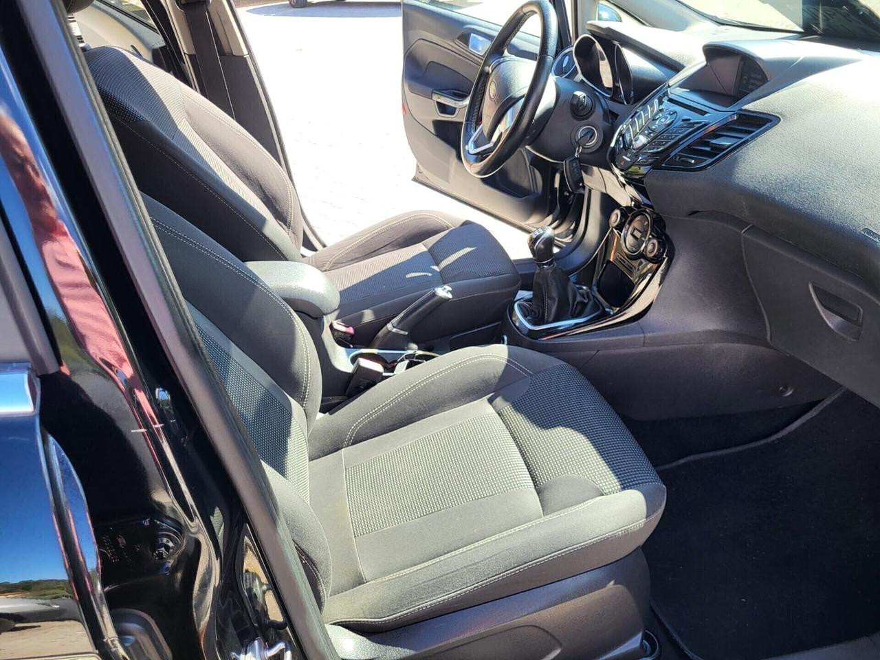 Ford FIESTA 1.4 GPL-UNICO PROPR-NAVI-3 REVISIONI