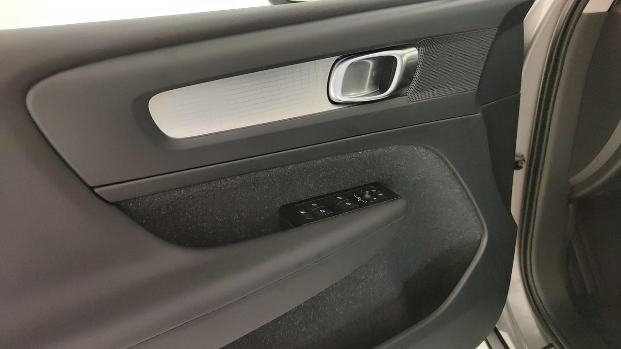VOLVO XC40 - XC40 1.5 t4 phev Inscription Expression auto my21
