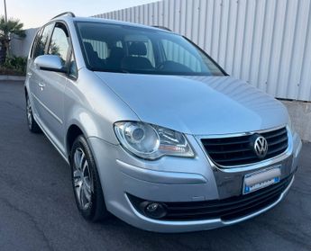 Volkswagen Touran 1.9 TDI 105CV 7 POSTI