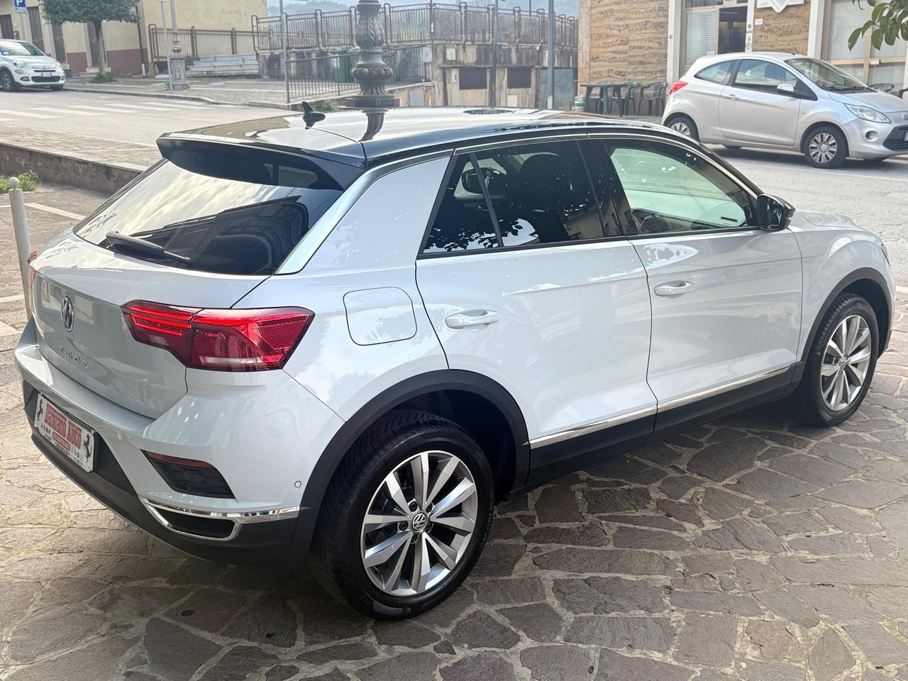 VW T-Roc 1.6 TDI Advanced FULL/LED MYSTIC WHITE
