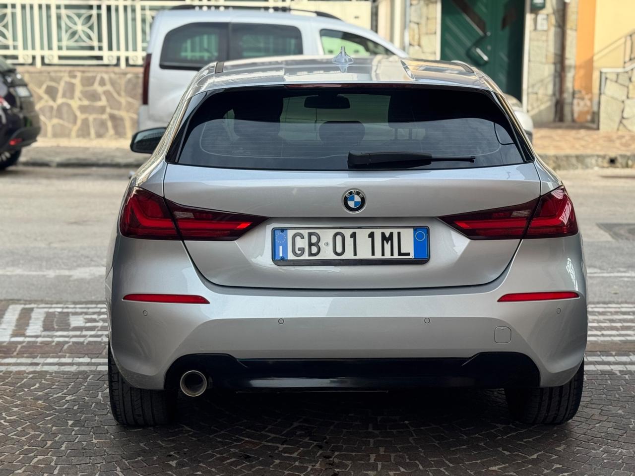 Bmw 116 116d 5p. Luxury