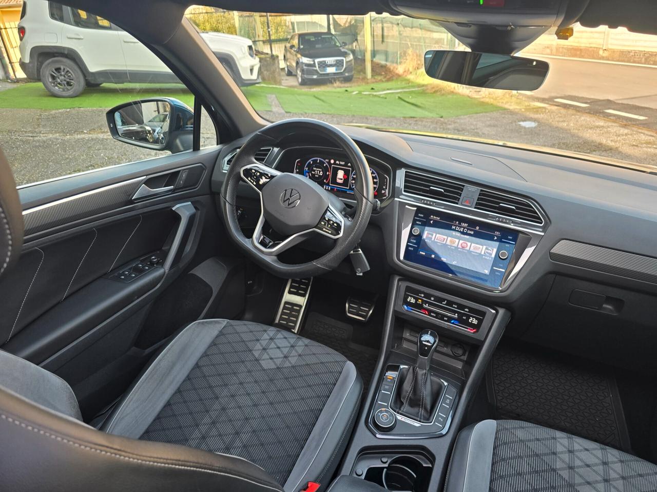 Vw Tiguan 2.0 TDI 200CV 4x4 R.line tetto apribile-2021