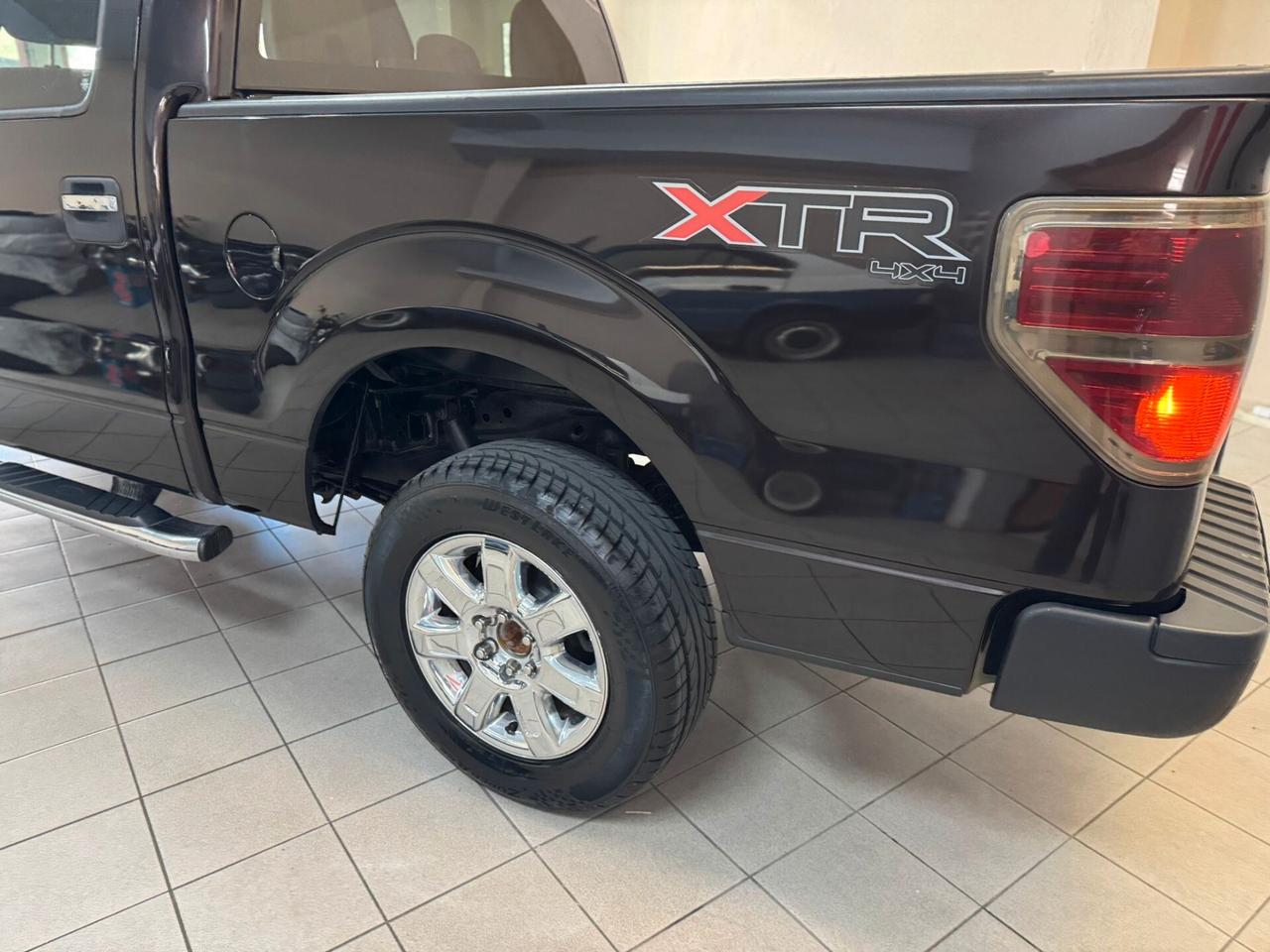 Ford Altro Xlt f-150