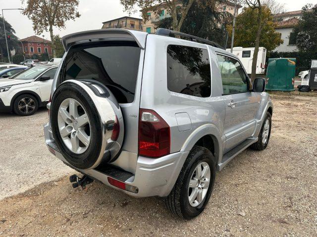 MITSUBISHI Pajero 4X4 GANCIO TRAINO AUT 3.2 16V DI-D 3p. Intense