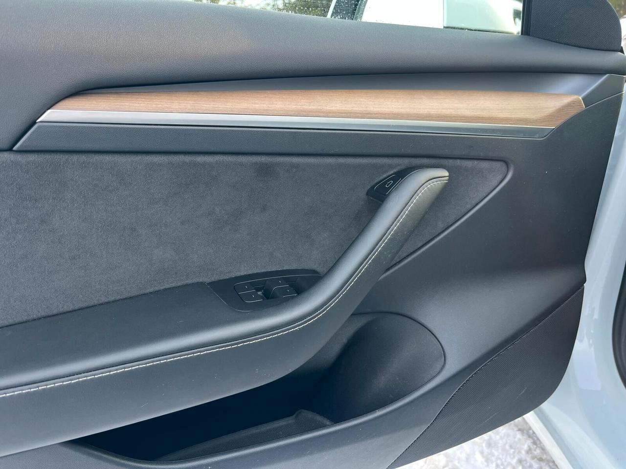 Tesla Model 3 Long Range Dual Motor AWD