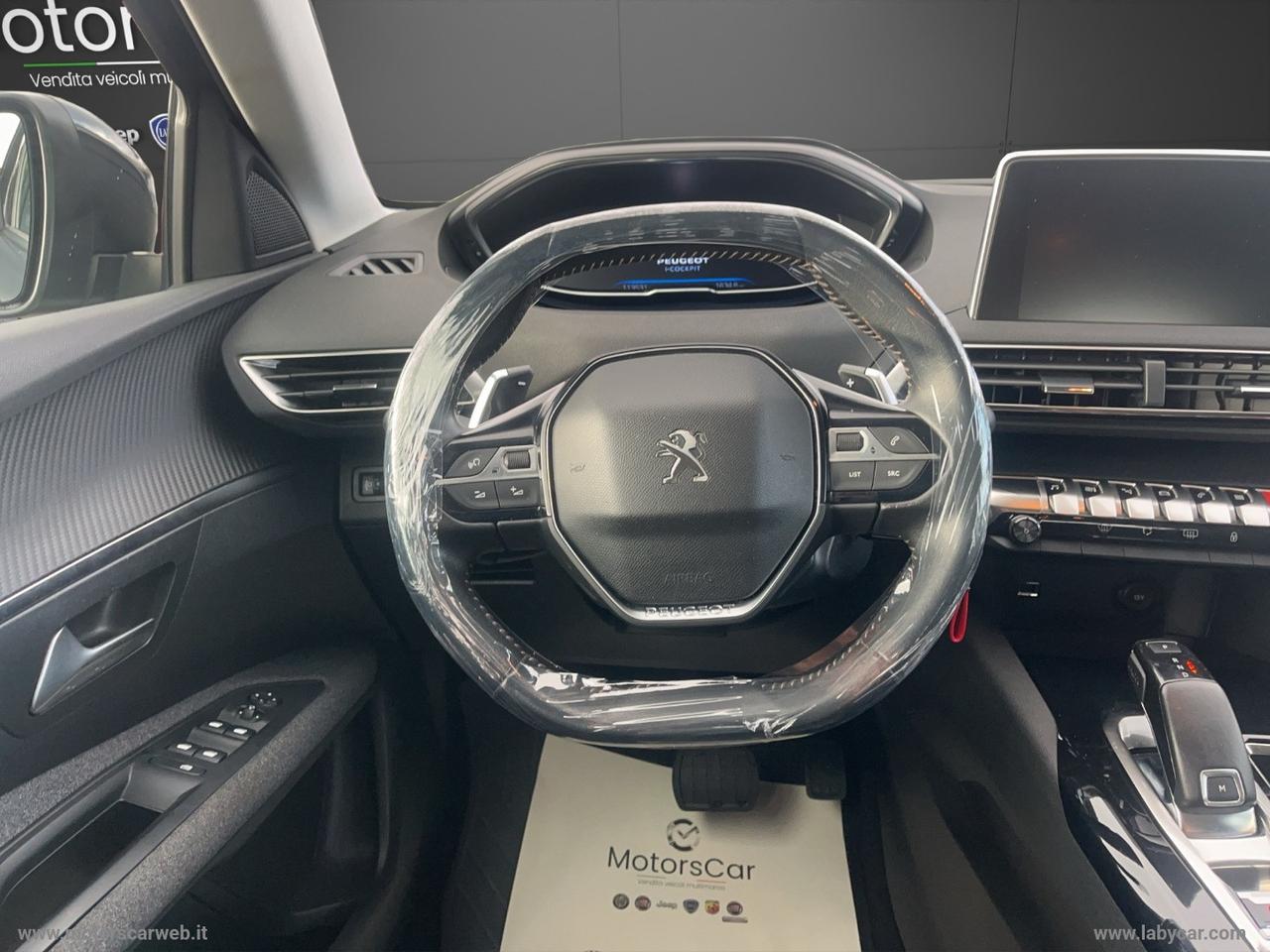 PEUGEOT 3008 BlueHDi 130 S&S EAT8 Business