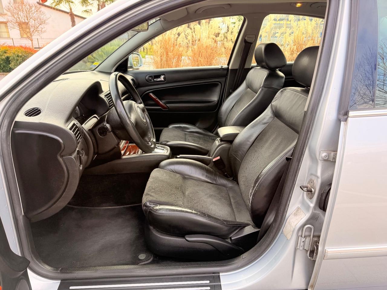 Volkswagen Passat 1.9 TDI/130 CV cat H.line Cambio automatico