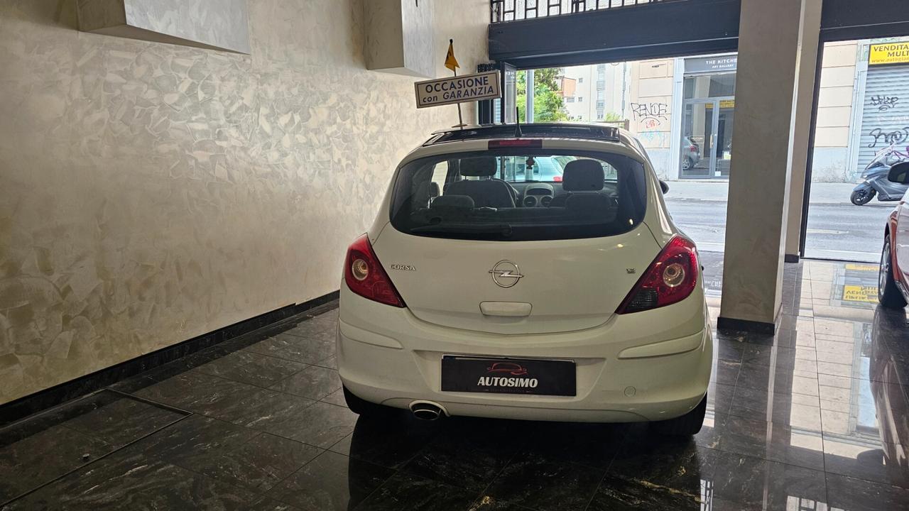 Opel Corsa 1.2 3 porte Easytronic Sport