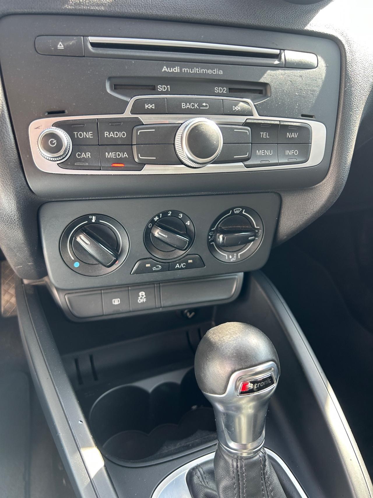 Audi A1 1.4 tdi 90cv S tronic-2015