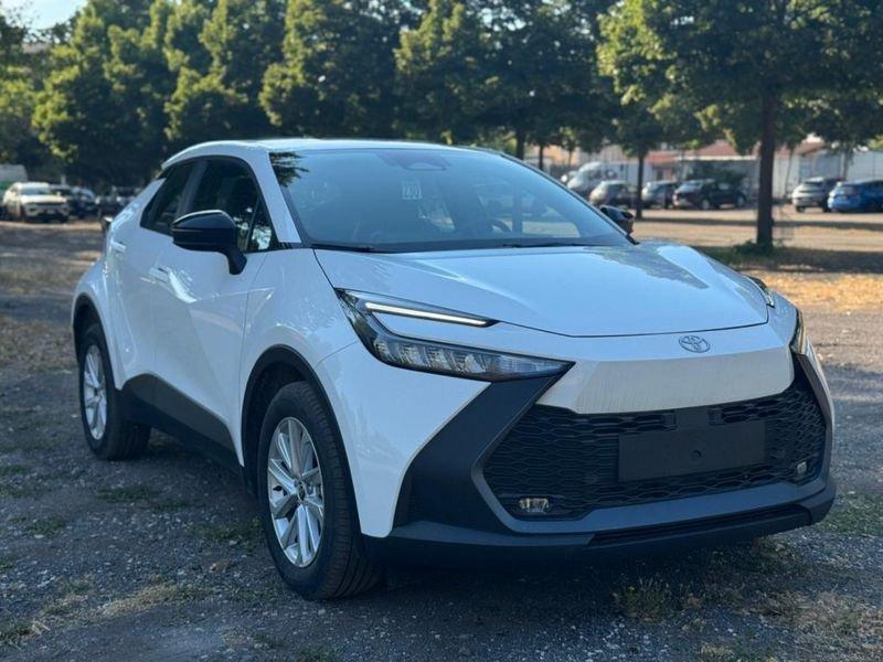 Toyota C-HR 1.8“NEW MODEL KM ZERO“