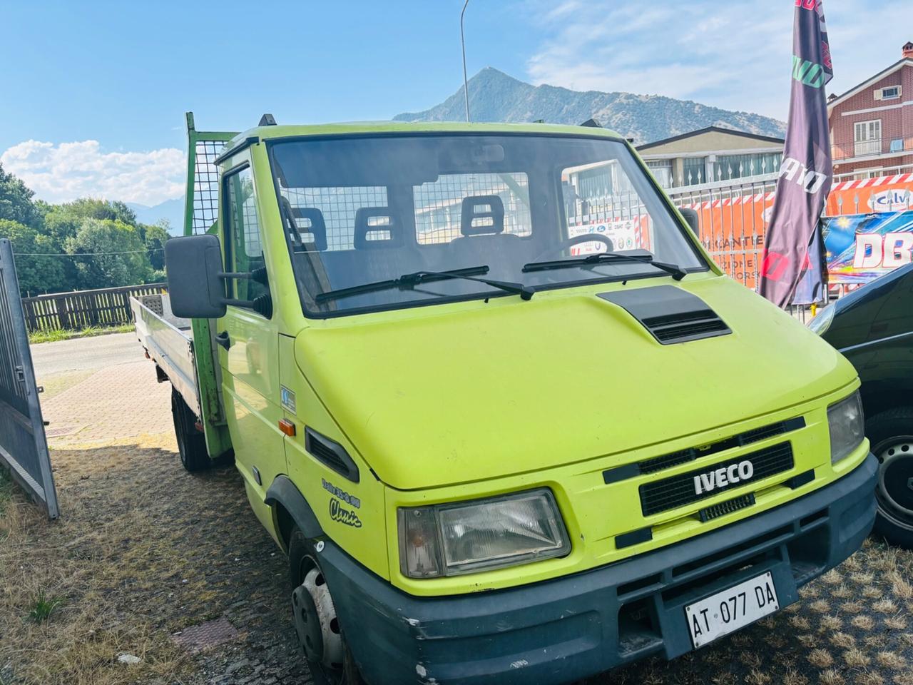 Iveco Daily 35.8 2.5 D PL-DC Cab. p3.ti Basic