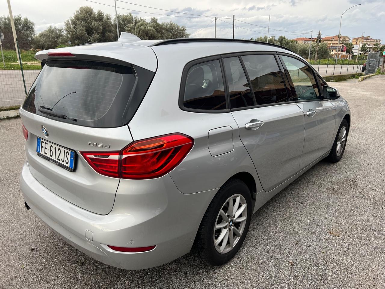 Bmw 218d 150cv 7 posti Advantage 2016