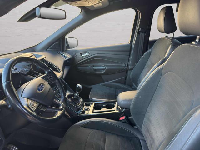 FORD Kuga 1.5 TDCI 120 CV S&S 2WD ST-Line